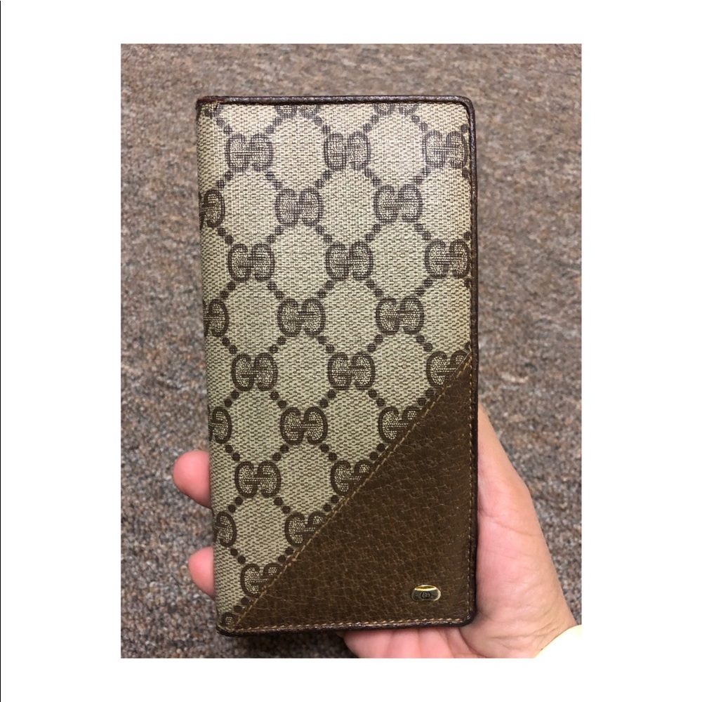 Gucci long wallet
